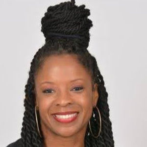 Meet your Posher, Takeila